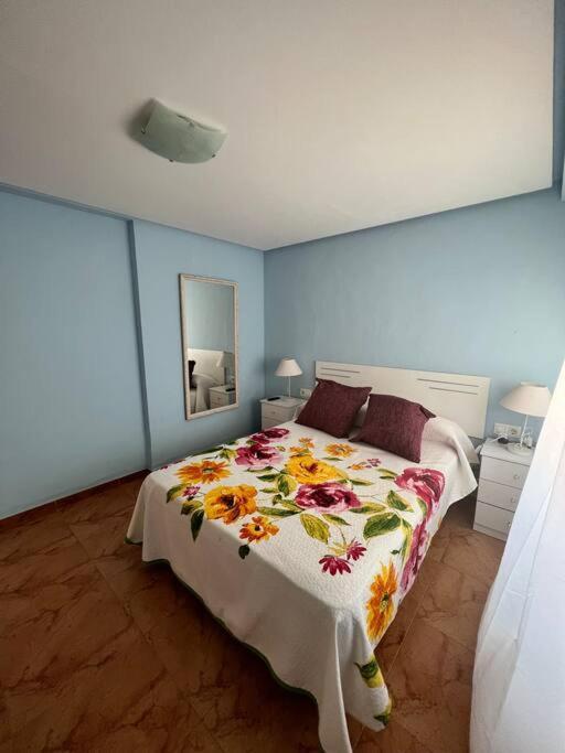 Apartamento Coloso Lägenhet Faro de Cullera Exteriör bild